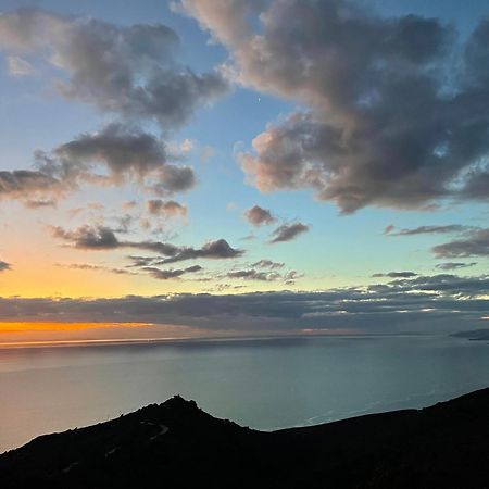 Sunrise Dream Apartment Agia Mavra Екстериор снимка